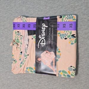 2-piece capri pajama set